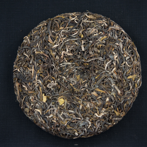 2017 Printemps top Puerh cru sauvage de vieux théiers en galette