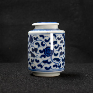 Qinghua small jar