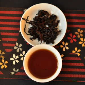 Fake old puerh. Sheng/Shu mix