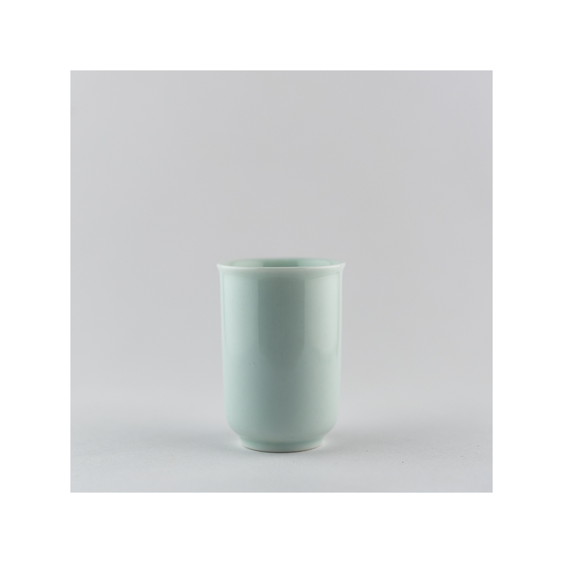 Light celadon scenting cup