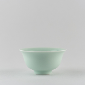 Light celadon classic cup