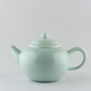 Light celadon tea pot