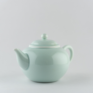 Light celadon tea pot