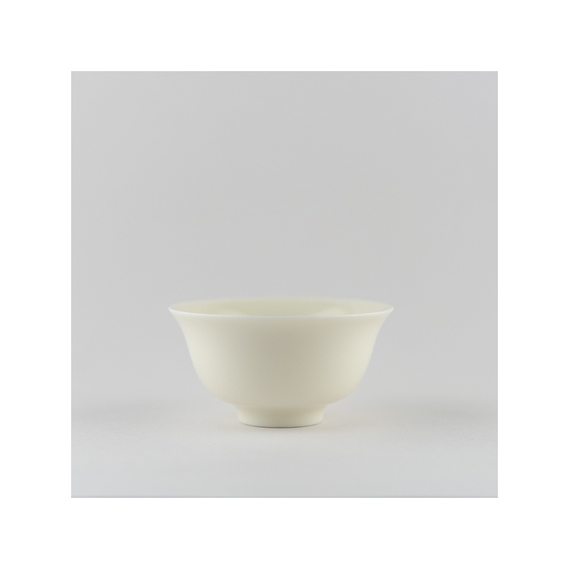 Coupe classique en porcelaine blanche ivoire