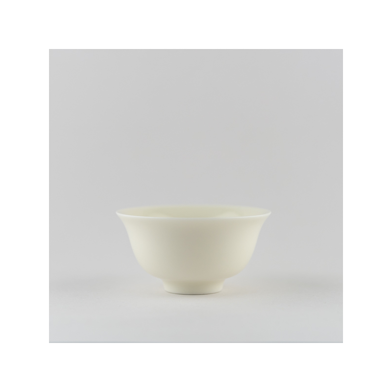 Ivory white classic cup