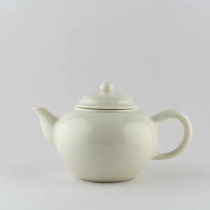 Théière en porcelaine blanche ivoire