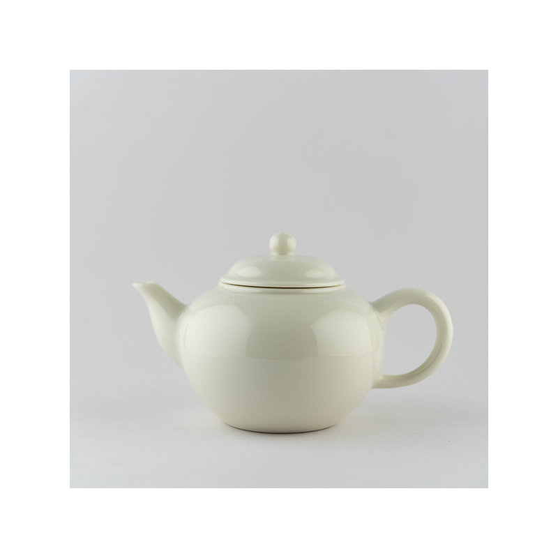 Théière en porcelaine blanche ivoire