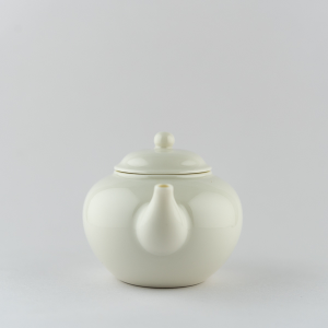 Théière en porcelaine blanche ivoire