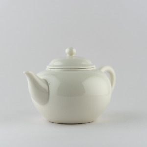 Théière en porcelaine blanche ivoire