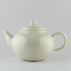 Théière en porcelaine blanche ivoire