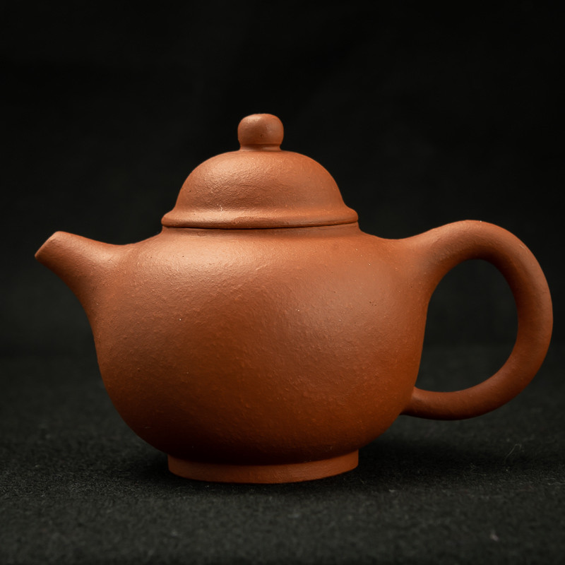 Yixing Hungni round Teapot
